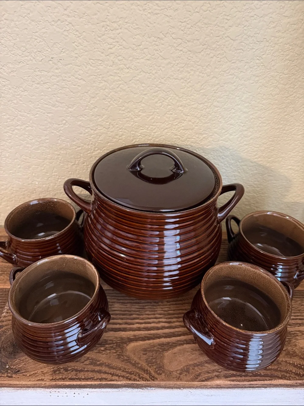 Crate & Barrel Classic Stoneware Set: Brunswick Covered Soup Tureen + 4 Bowls